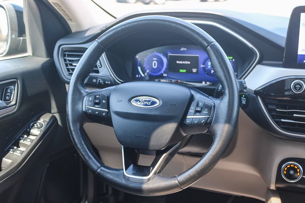 Used 2020 Ford Escape SE Sport FWD image 18