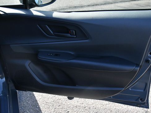 Used 2024 Toyota Prius LE image 42