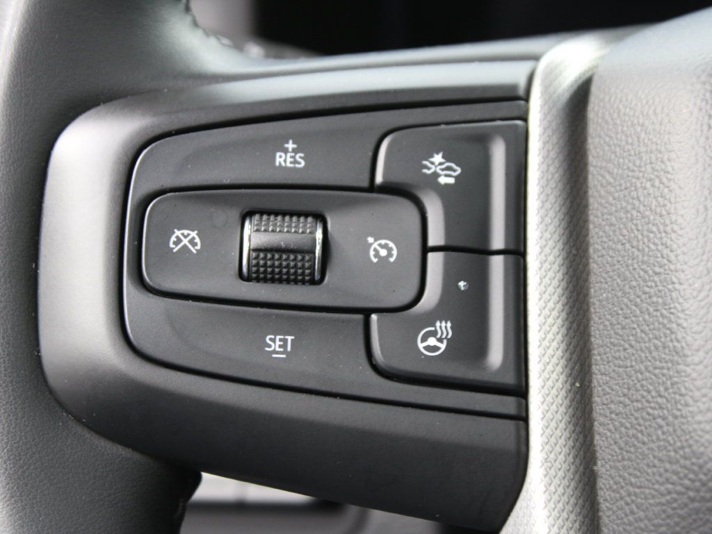 Used 2023 GMC Yukon XL Denali AWD/4WD image 64