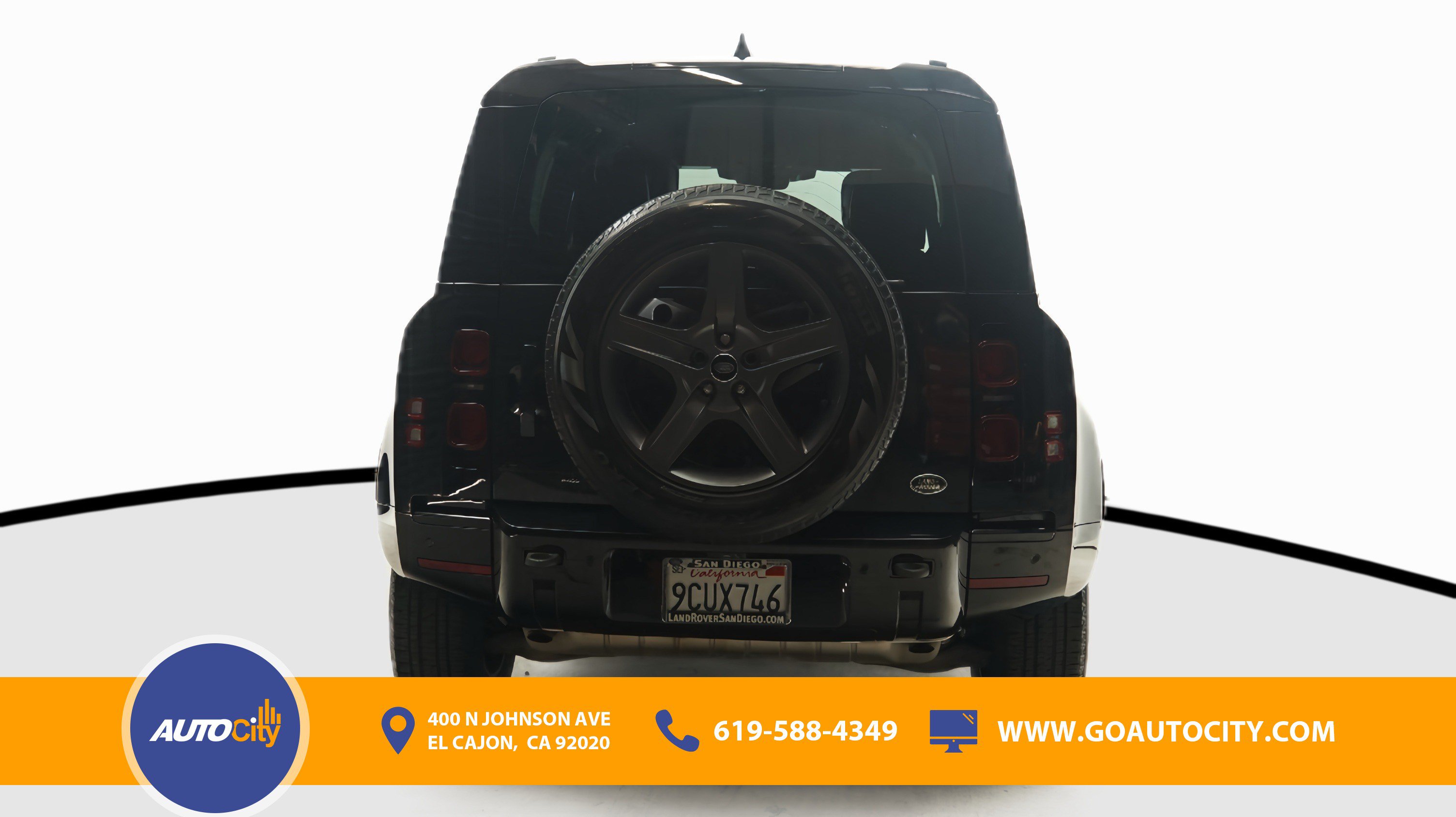 Used 2023 Land Rover Defender 110 X-Dynamic SE AWD/4WD image 12