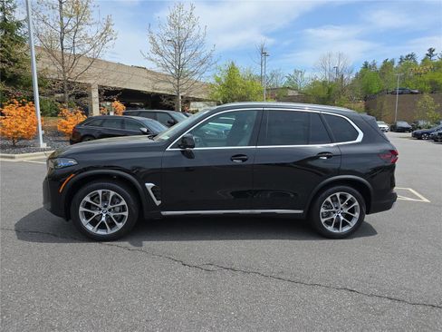 New 2026 BMW X5 xDrive40i w/ Climate Comfort Package AWD/4WD image 7