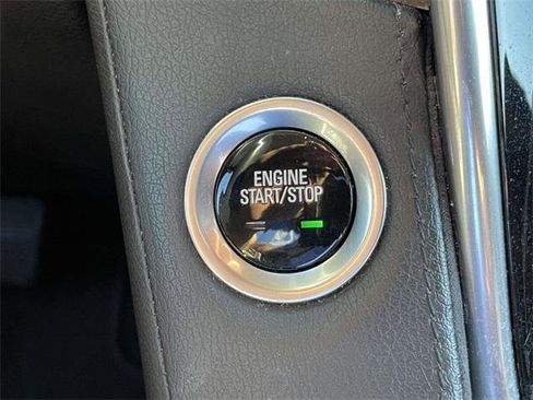 Used 2019 Cadillac Escalade Premium Luxury image 30