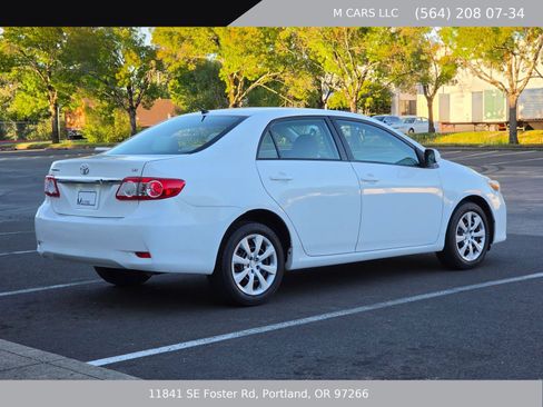 Used 2012 Toyota Corolla LE FWD image 6