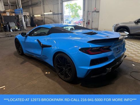 Used 2024 Chevrolet Corvette Z06 RWD image 4