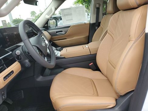 New 2026 INFINITI QX80 Luxe w/ Exterior Package AWD/4WD image 21