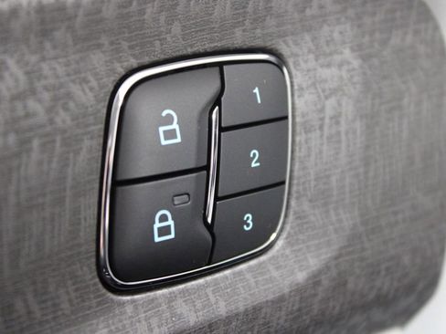 New 2026 Ford Explorer Platinum w/ LUX Leather Package image 44