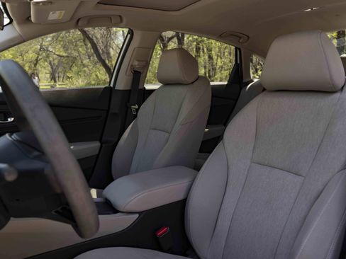 Used 2023 Honda Accord EX image 17