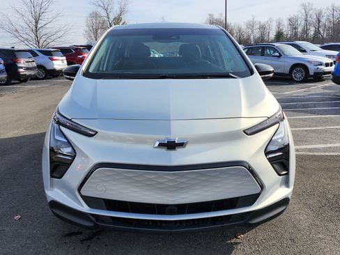 Used 2023 Chevrolet Bolt LT image 12