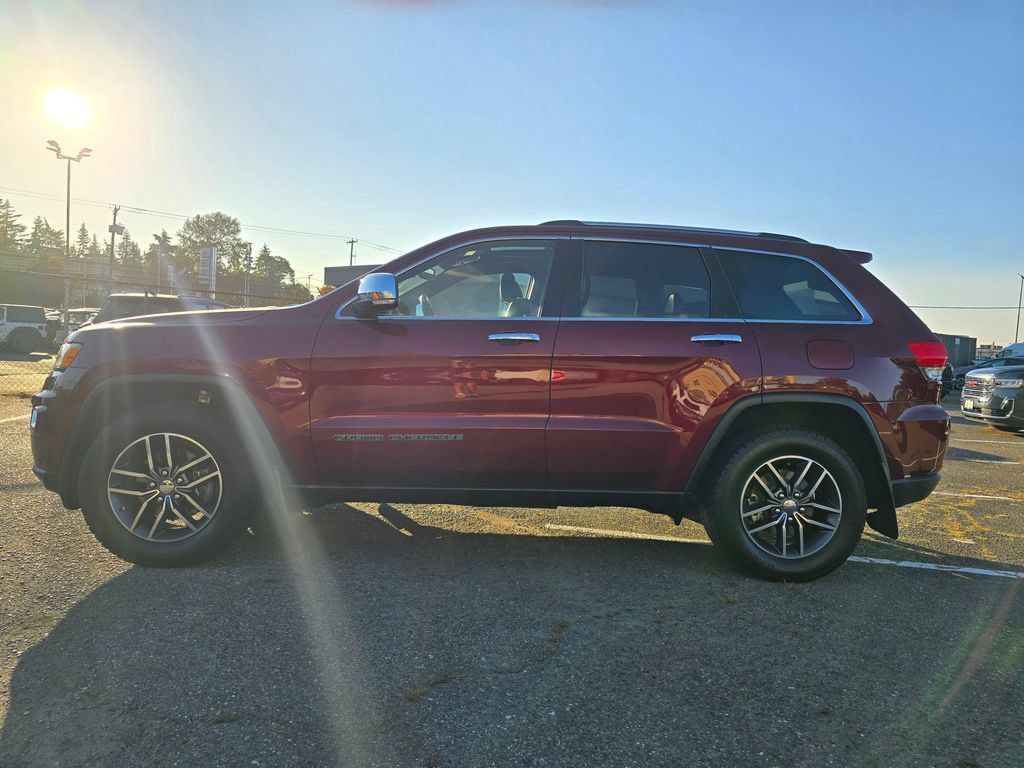 Used 2018 Jeep Grand Cherokee Limited w/ Trailer Tow Group IV AWD/4WD image 5