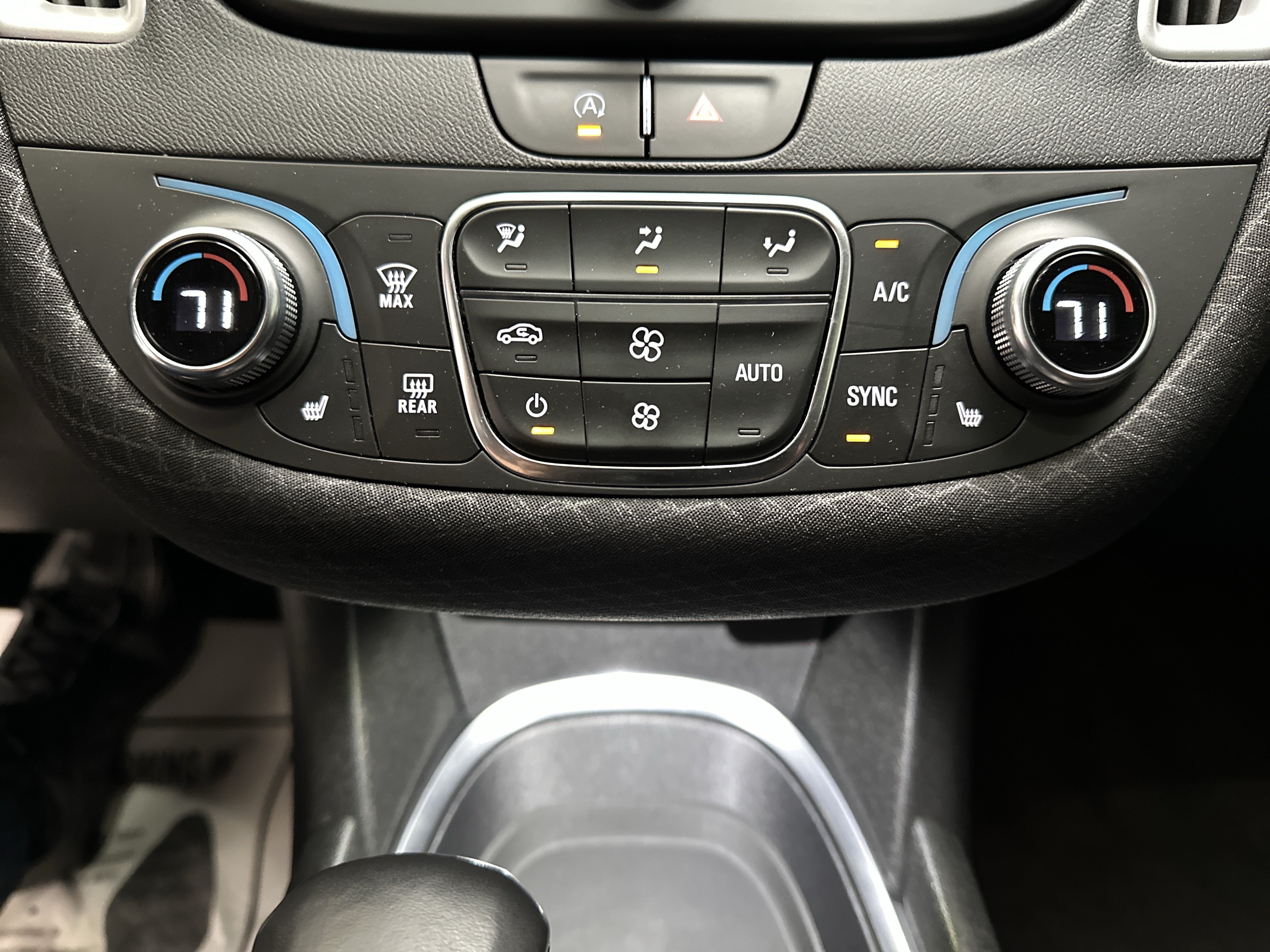 Used 2022 Chevrolet Malibu LT w/ Redline Edition FWD image 29