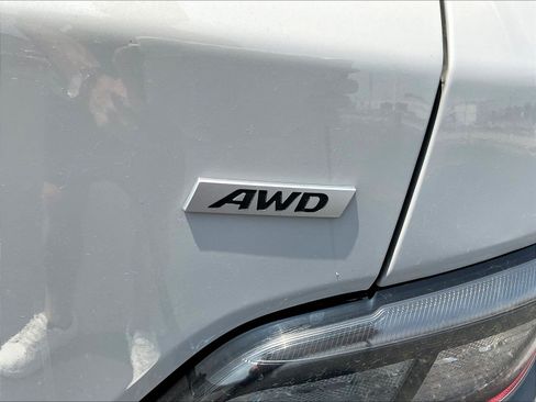 Used 2023 Hyundai Kona SEL w/ Cargo Package AWD/4WD image 25