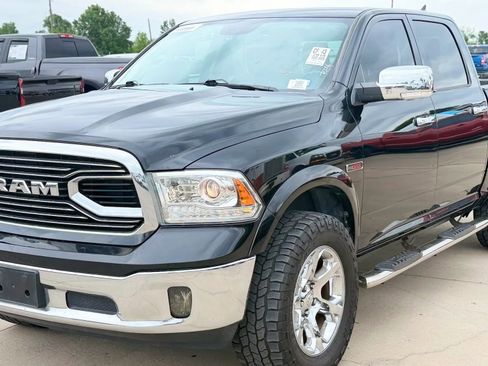 Used 2019 RAM 1500 Laramie AWD/4WD image 3