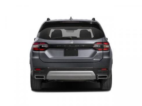 Used 2025 Honda Pilot Touring image 5