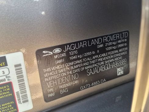 Used 2017 Jaguar XE Premium RWD image 25