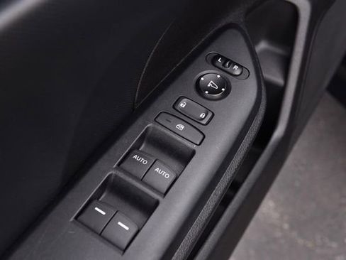 Used 2017 Honda Civic Sport image 8