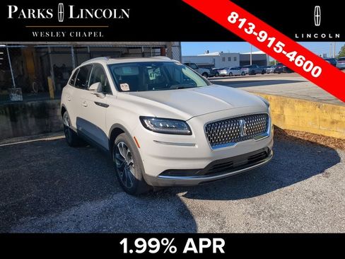 Used 2023 Lincoln Nautilus Reserve w/ Equipment Group 201A AWD/4WD image 2