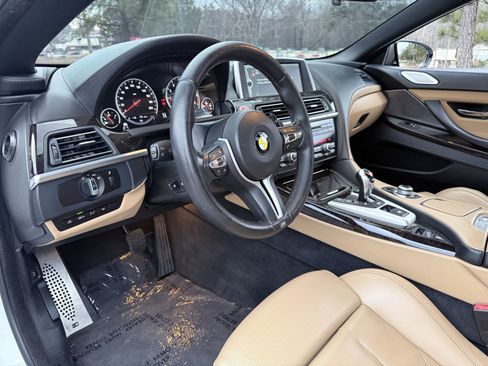 Used 2013 BMW M6 Base image 21