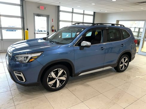 Used 2020 Subaru Forester Touring w/ Popular Package #2 AWD/4WD image 5