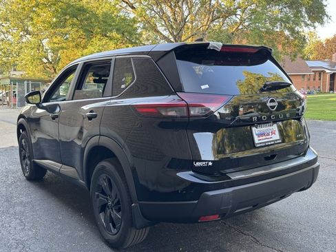 New 2026 Nissan Rogue SV w/ Cold Weather Package AWD/4WD image 22