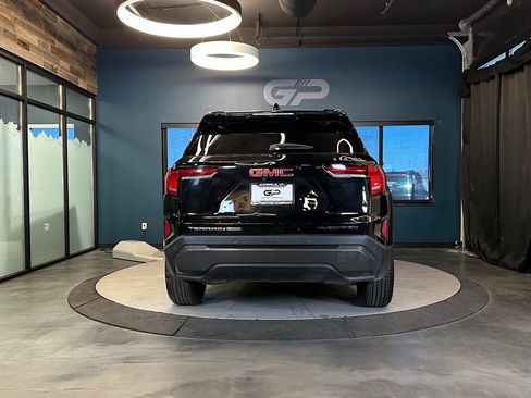 Used 2025 GMC Terrain Elevation AWD/4WD image 4