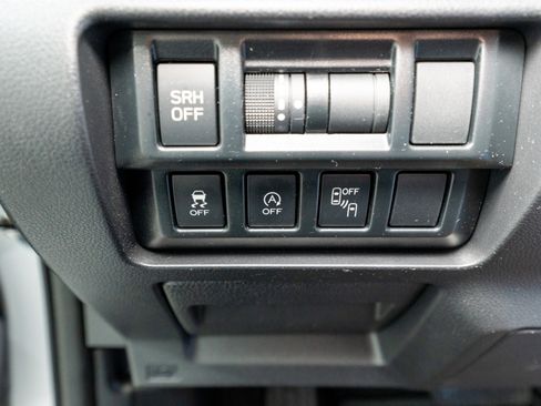 Used 2023 Subaru Crosstrek 2.5i Limited w/ Moonroof Package image 29