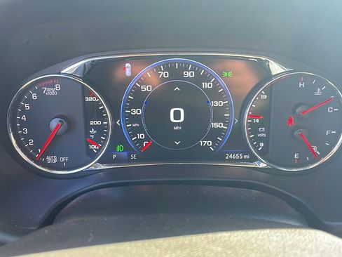 Used 2023 GMC Acadia AT4 w/ Technology Package image 10