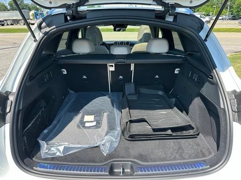 Used 2026 Mercedes-Benz GLC 300 4MATIC image 38