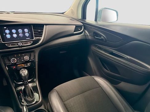 Used 2018 Buick Encore Preferred image 21