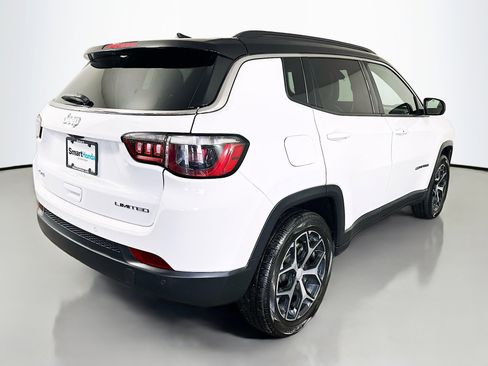 Used 2024 Jeep Compass Limited AWD/4WD image 7