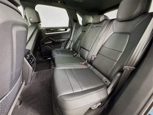 New 2025 Porsche Cayenne S image 24