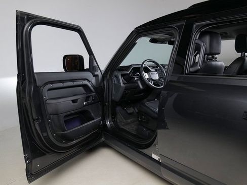 Used 2025 Land Rover Defender 110 S AWD/4WD image 26