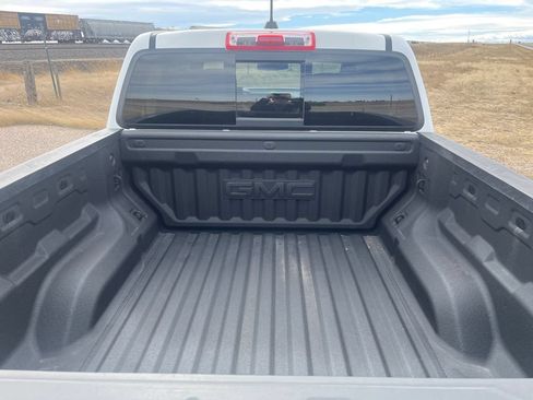 Used 2024 GMC Canyon AT4 w/ Technology Package AWD/4WD image 5