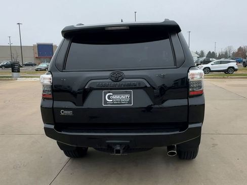 Used 2020 Toyota 4Runner SR5 Premium image 7