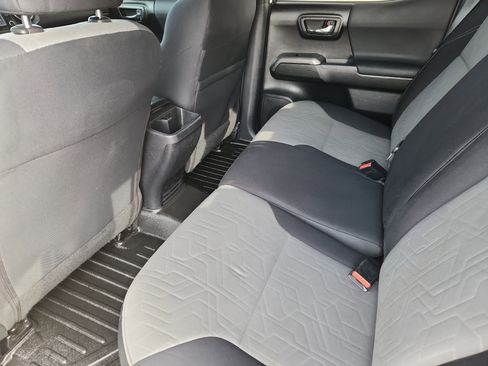 Used 2021 Toyota Tacoma PK image 10