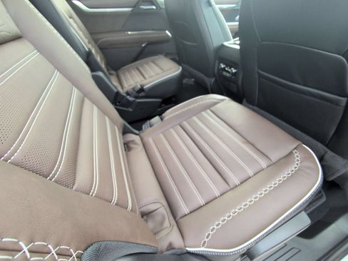 New 2026 GMC Acadia Denali Ultimate AWD/4WD image 31
