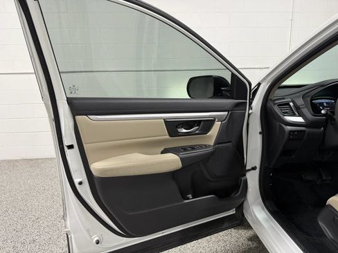 Used 2020 Honda CR-V LX image 10