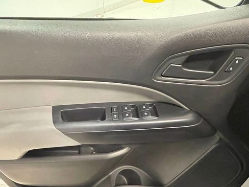 Used 2019 Chevrolet Colorado W/T image 17