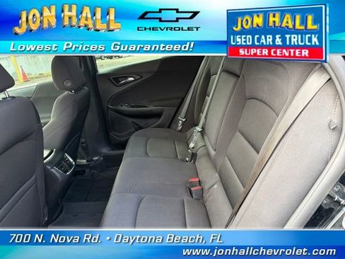 Used 2021 Chevrolet Malibu LT image 21