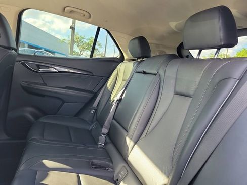 Certified 2023 Buick Envision Essence FWD image 13