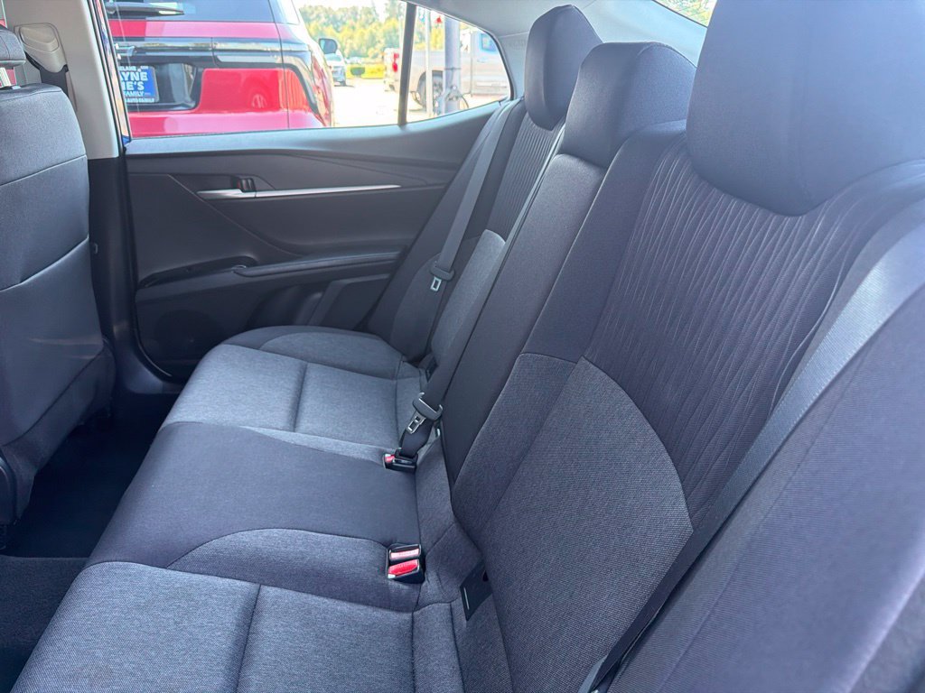 Used 2025 Toyota Camry LE FWD image 21
