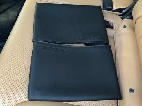 Used 2023 Lexus LX 600 4WD w/ Accessory Package (Z1) image 22