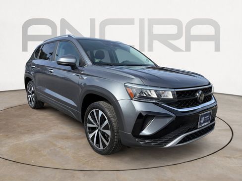 Certified 2023 Volkswagen Taos SE image 6