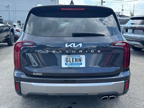 Used 2025 Kia Telluride S FWD image 5