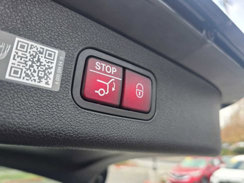 New 2026 Mercedes-Benz E 53 AMG 4MATIC Sedan image 18