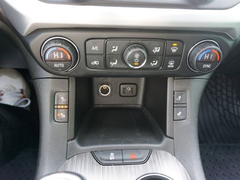 Used 2019 GMC Acadia SLT image 24