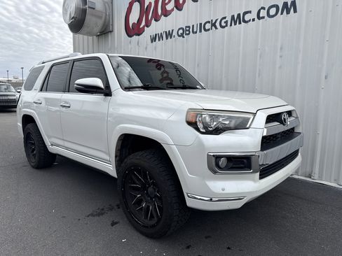 Used 2017 Toyota 4Runner Limited image 18