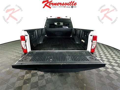 Used 2022 Ford F250 XL w/ Power Equipment Group image 29