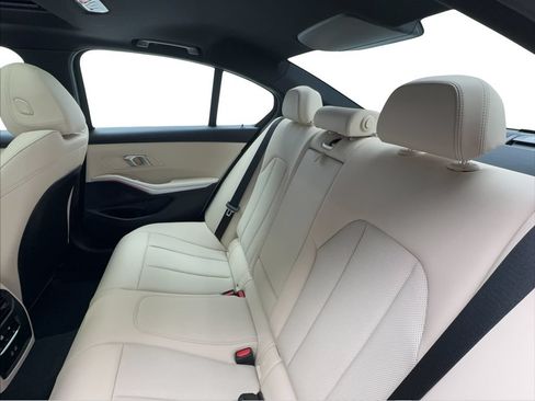 Used 2026 BMW 330i Sedan RWD image 25