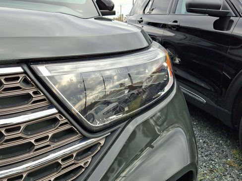 Used 2021 Ford Explorer King Ranch w/ Premium Technology Package image 7