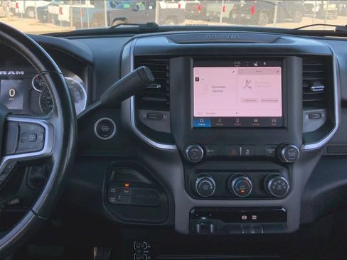 Used 2023 RAM 2500 Big Horn w/ Level 1 Equipment Group image 7